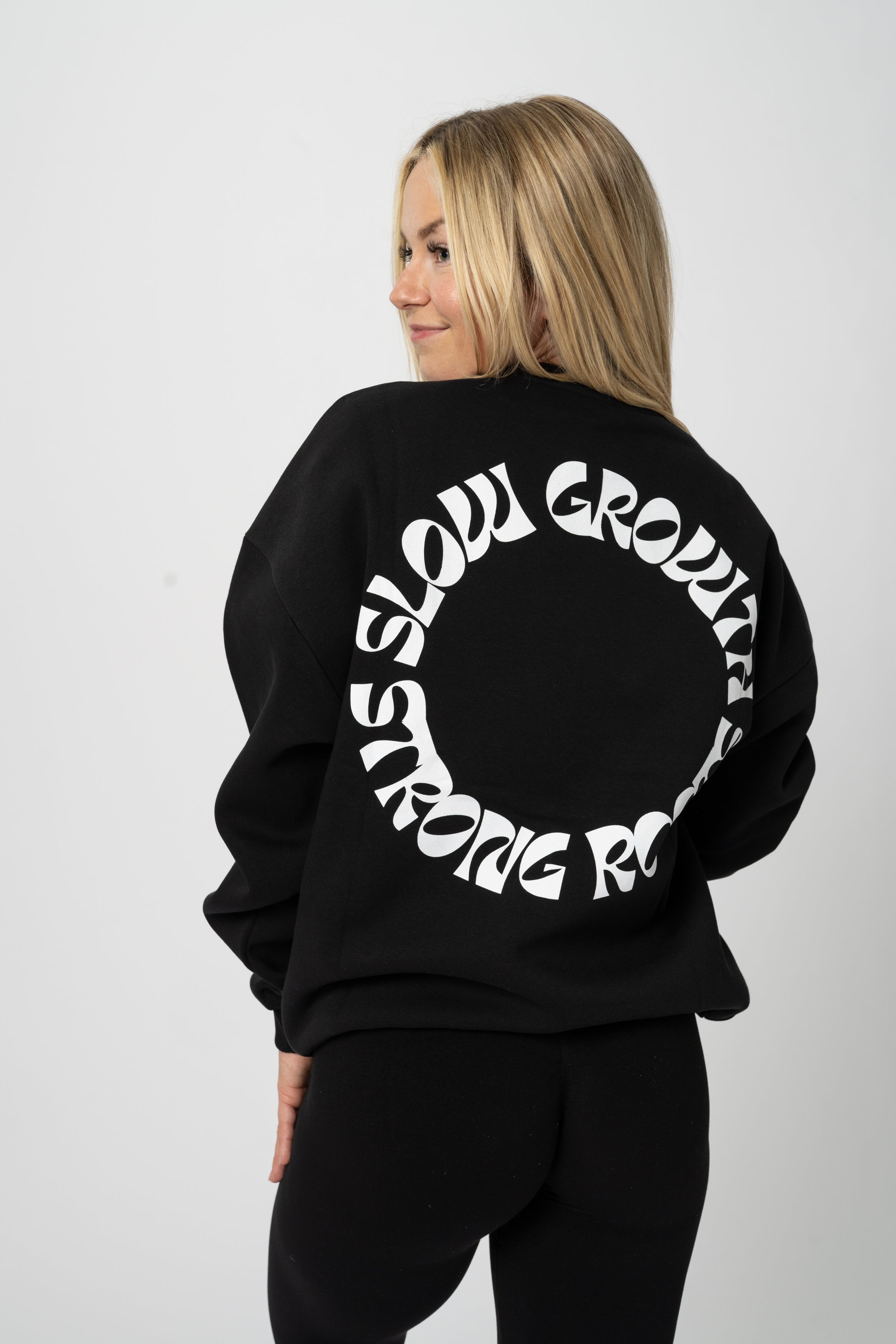Turtle Oversized Sweater | Schwarz